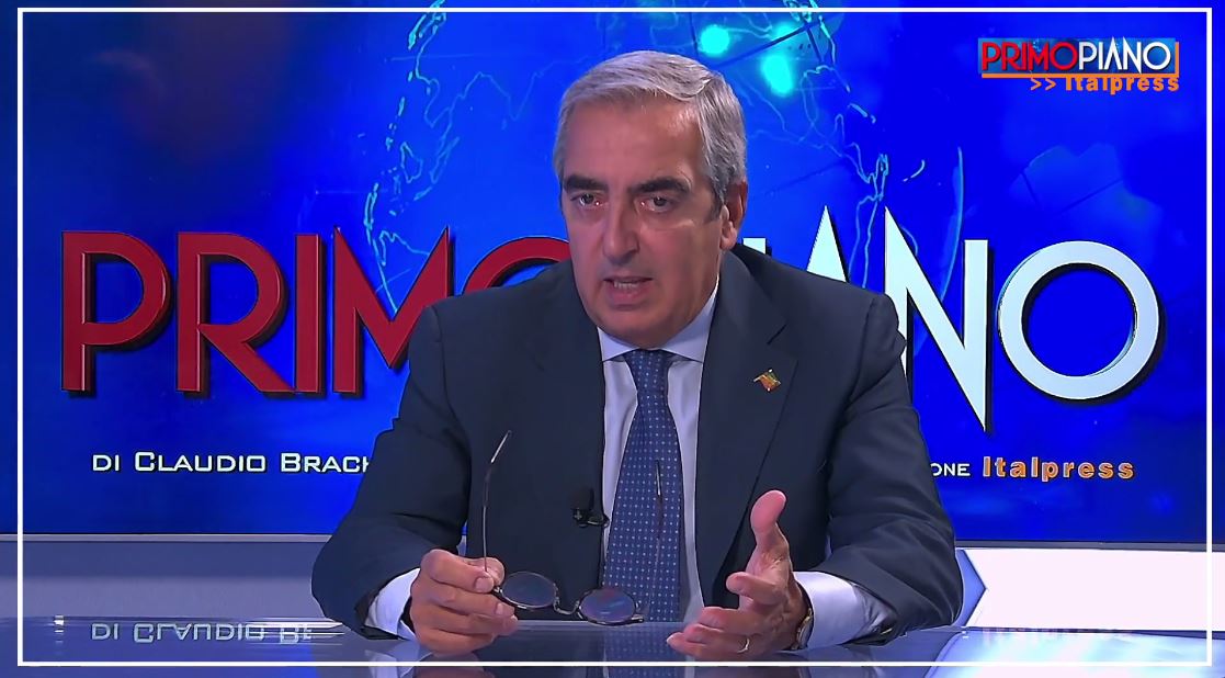 Migranti, Gasparri “Serve una strategia internazionale” Migranti, Gasparri “Serve una strategia internazionale”