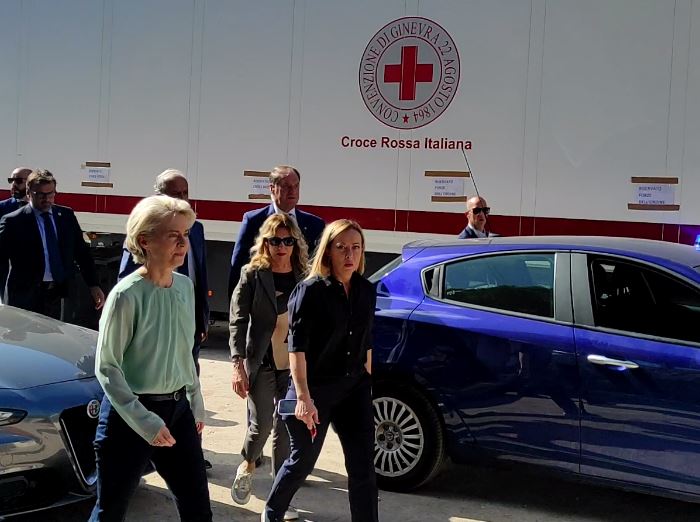 Meloni e Von der Leyen a Lampedusa. Premier “Ce la mettiamo tutta” Meloni e Von der Leyen a Lampedusa. Premier “Ce la mettiamo tutta”