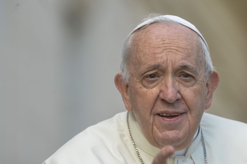 Papa “Il mondo è nella morsa di una terza guerra mondiale” Papa “Il mondo è nella morsa di una terza guerra mondiale”