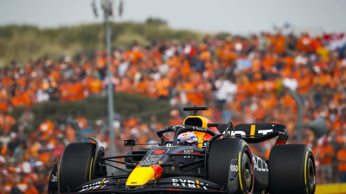 Verstappen trionfa a Suzuka, niente podio per le Ferrari Verstappen trionfa a Suzuka, niente podio per le Ferrari