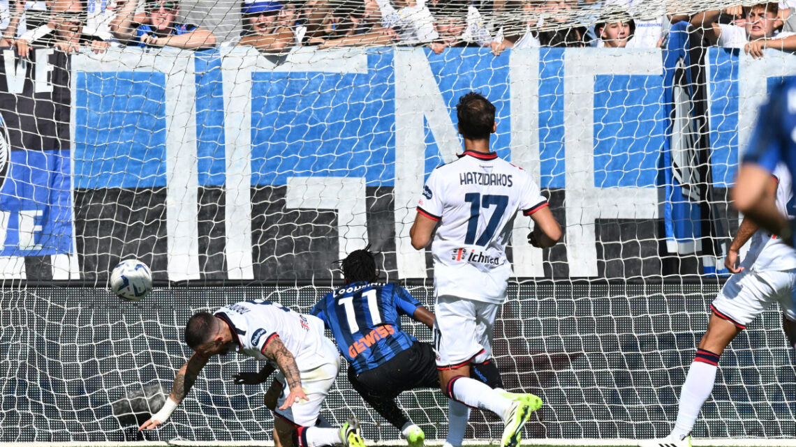 Atalanta-Cagliari 2-0, decidono Lookman e Pasalic Atalanta-Cagliari 2-0, decidono Lookman e Pasalic