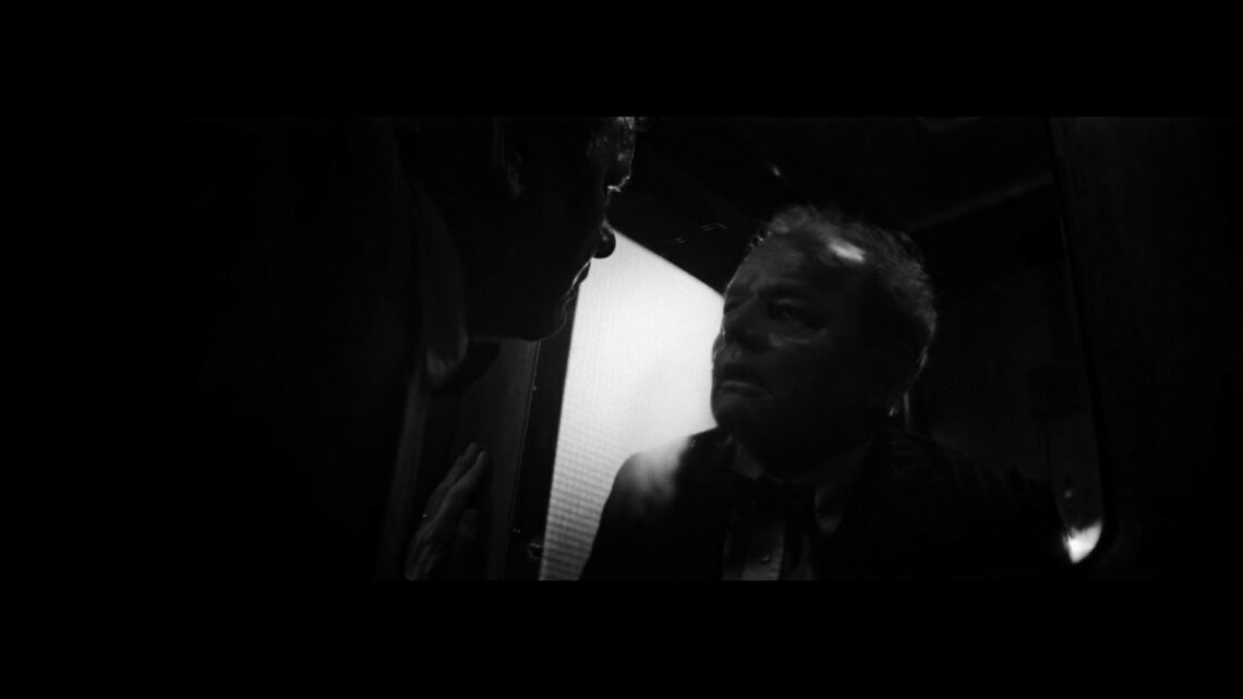 “Die theorie von allem” clip in anteprima del nuovo film di Kröger “Die theorie von allem” clip in anteprima del nuovo film di Kröger