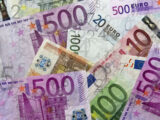 Il debito pubblico continua a salire