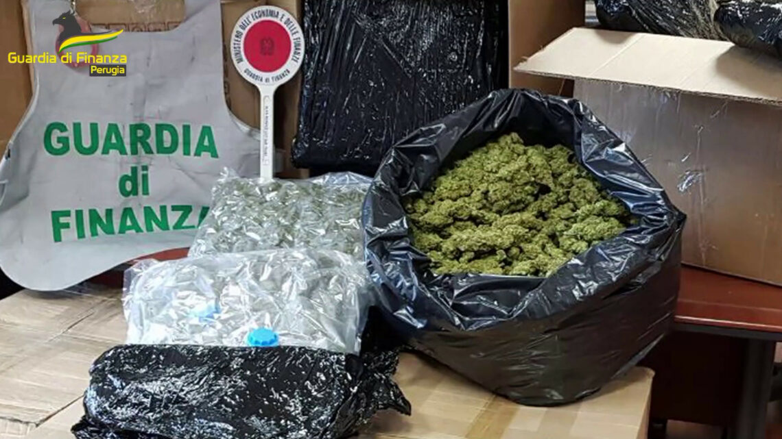 A Perugia dieci misure cautelari per traffico di stupefacenti A Perugia dieci misure cautelari per traffico di stupefacenti