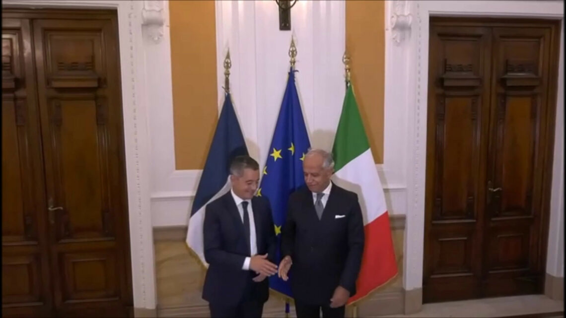Piantedosi riceve al Viminale ministro dell’Interno francese Darmanin Piantedosi riceve al Viminale ministro dell’Interno francese Darmanin