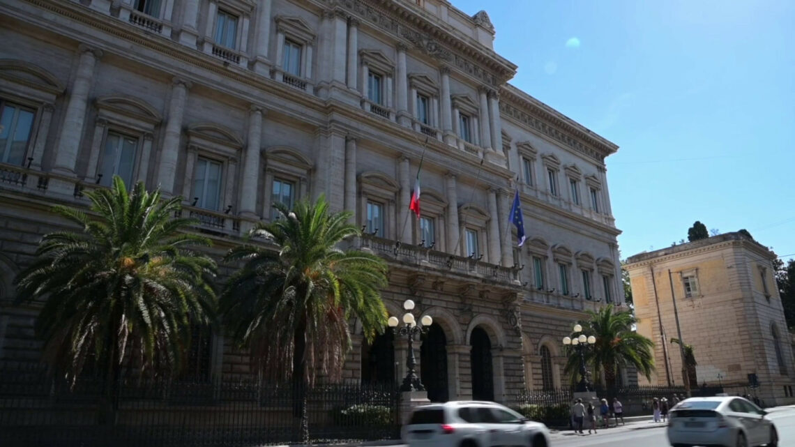 Il debito pubblico scende di 18,3 miliardi Il debito pubblico scende di 18,3 miliardi
