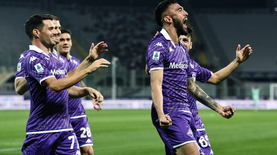 Successo viola nel posticipo, Cagliari sconfitto 3-0 Successo viola nel posticipo, Cagliari sconfitto 3-0