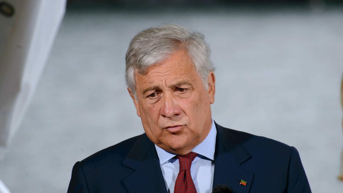 Tajani “Attacco nella Striscia di Gaza sia mirato a terroristi” Tajani “Attacco nella Striscia di Gaza sia mirato a terroristi”