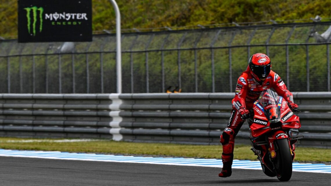 Bagnaia vince in Indonesia e torna leader del Mondiale Bagnaia vince in Indonesia e torna leader del Mondiale