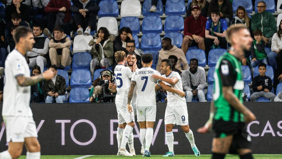 La Lazio continua a risalire, 2-0 al Sassuolo La Lazio continua a risalire, 2-0 al Sassuolo
