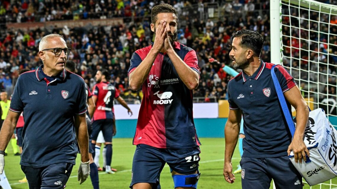 Rimonta Cagliari, 4-3 al Frosinone con super Pavoletti Rimonta Cagliari, 4-3 al Frosinone con super Pavoletti