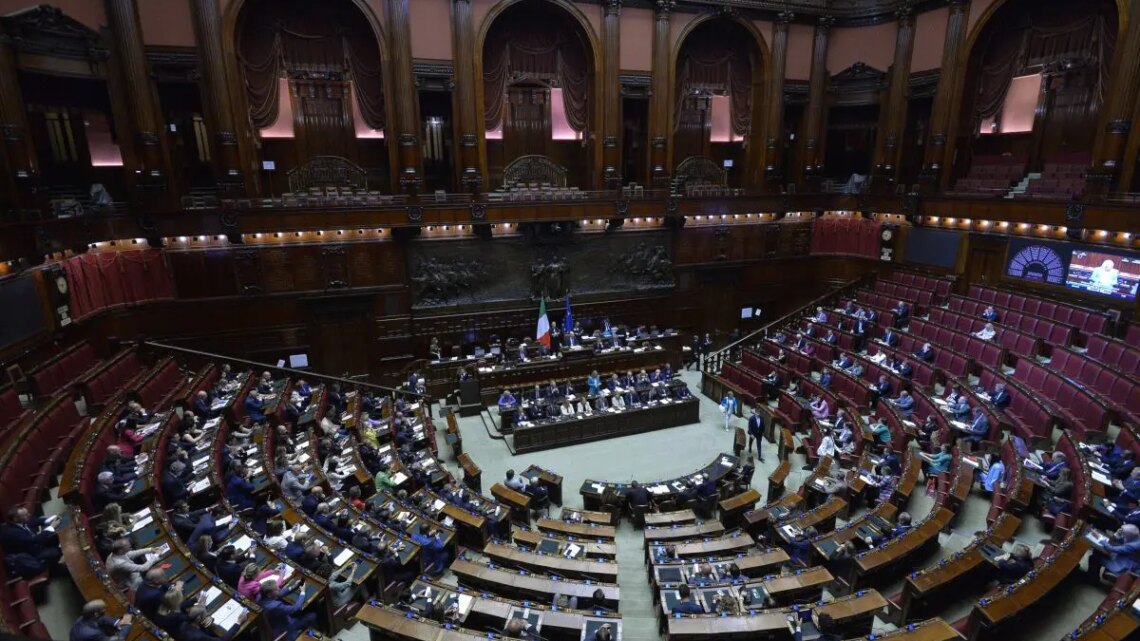 Sondaggio Euromedia per Italpress. Fdi primo partito, poi Pd al 19,2% Sondaggio Euromedia per Italpress. Fdi primo partito, poi Pd al 19,2%