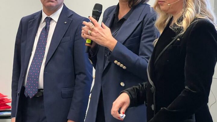 Fondazione Aidr si complimenta con Nunzia De Girolamo per il suo nuovo format televisivo “Avanti Popolo”