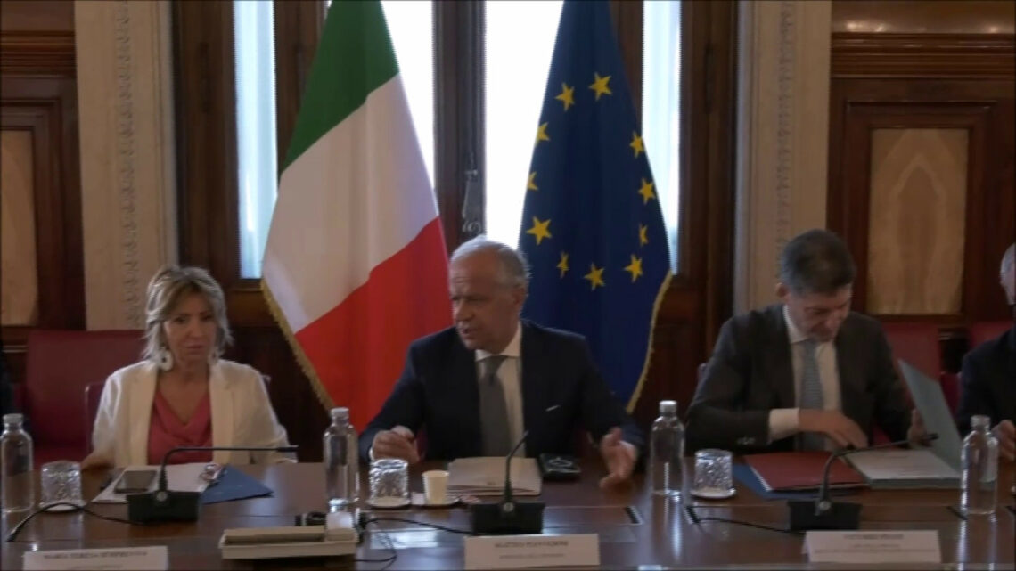 Nuova riunione del Comitato per la Sicurezza al Viminale Nuova riunione del Comitato per la Sicurezza al Viminale