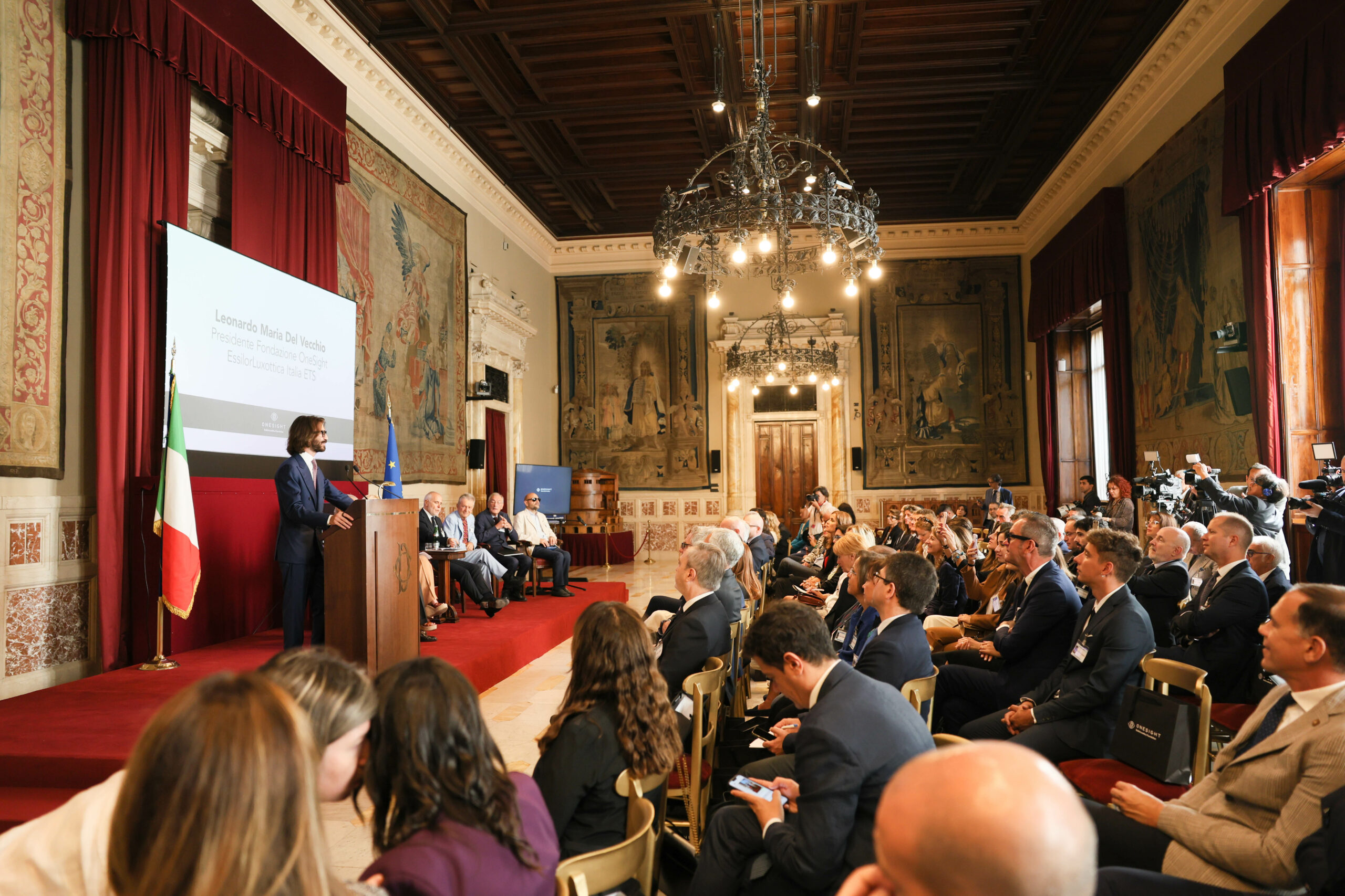Speech di Leonardo Maria Del Vecchio, Presidente della Fonazione OneSight EssilorLuxottica Italia, alla Camera dei Deputati.