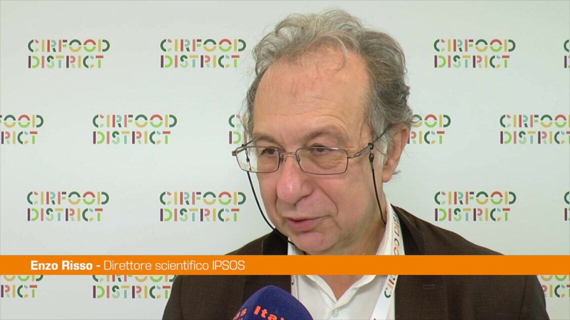 Risso (IPSOS) “Il 16% dei giovani ha un rapporto sofferente col cibo” Risso (IPSOS) “Il 16% dei giovani ha un rapporto sofferente col cibo”