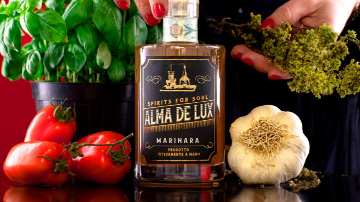Da Alma De Lux il Liquore Marinara: la Pizza Napoletana in un Bicchiere