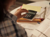 Cala il potere d’acquisto delle famiglie
