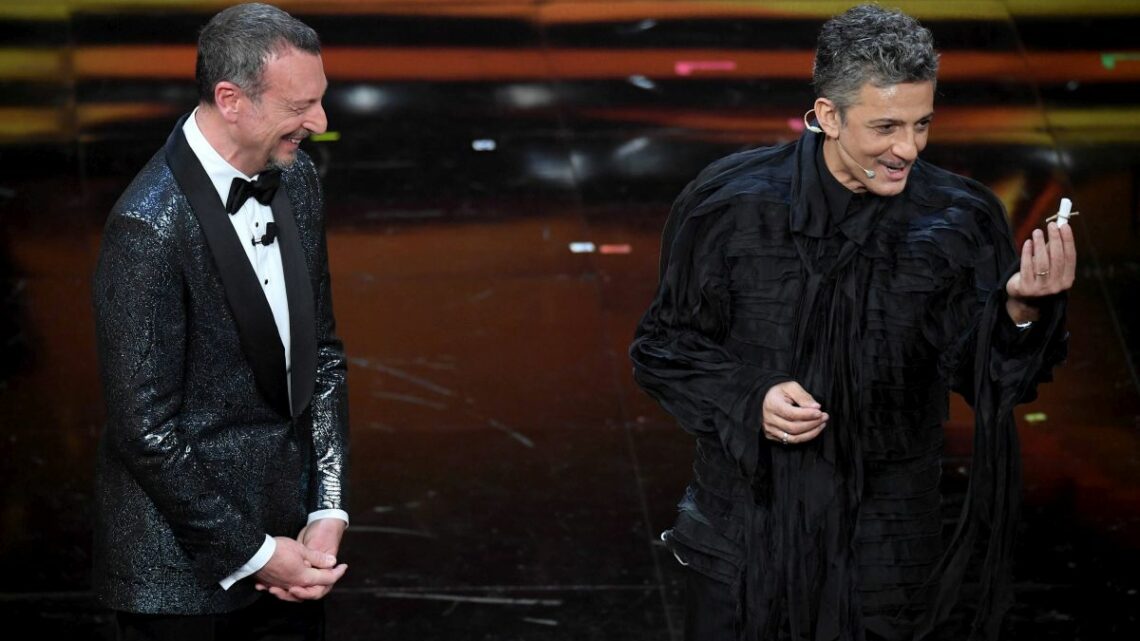 Sanremo, Fiorello “Sul palco solo della finale per portare via Ama” Sanremo, Fiorello “Sul palco solo della finale per portare via Ama”