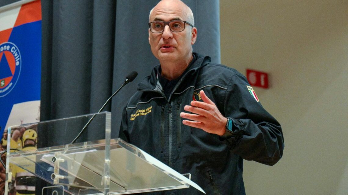 Maltempo, Curcio “Probabili evacuazioni preventive territorio colpito” Maltempo, Curcio “Probabili evacuazioni preventive territorio colpito”