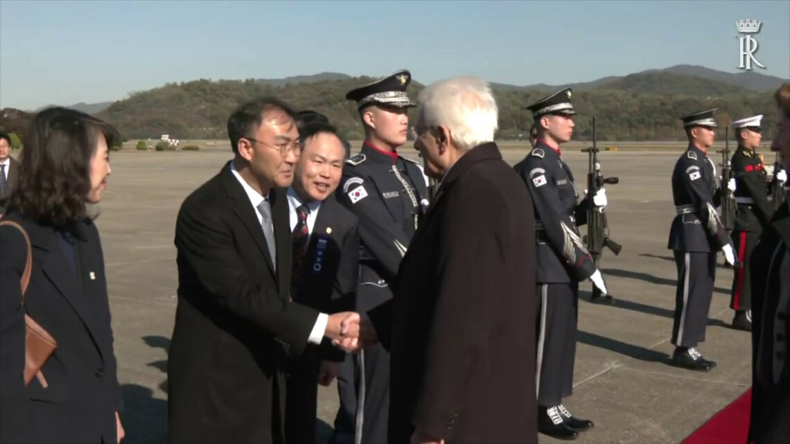 Mattarella a Seoul per visita istituzionale Mattarella a Seoul per visita istituzionale