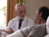 Cancro del colon-retto, ecco i sintomi da non trascurare