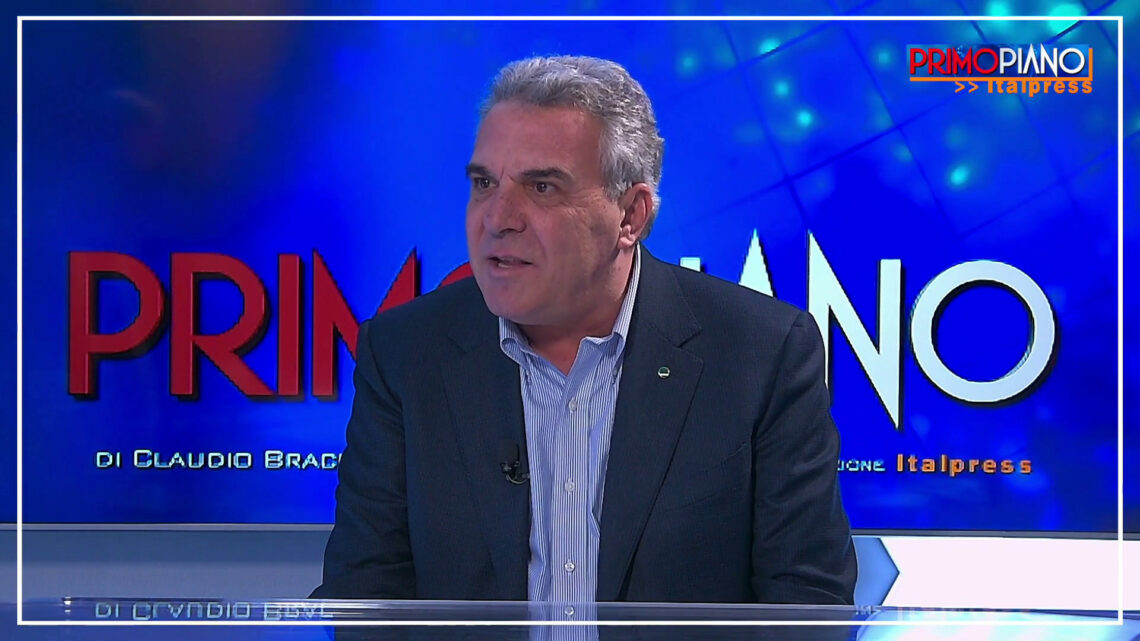 Sbarra “Il sindacato deve rinnovarsi per gestire il cambiamento” Sbarra “Il sindacato deve rinnovarsi per gestire il cambiamento”