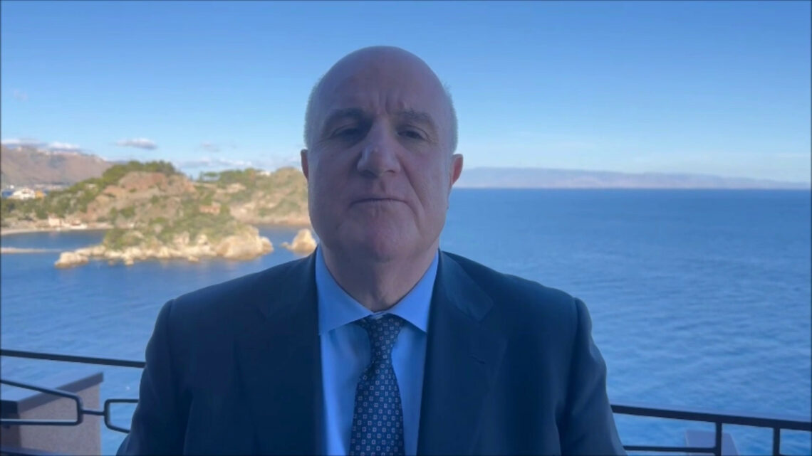 Caruso “Opa centristi su Forza Italia è fallita” Caruso “Opa centristi su Forza Italia è fallita”
