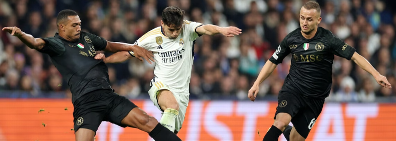 Champions League, un buon Napoli perde a Madrid e rinvia la qualificazione contro il Braga Champions League, un buon Napoli perde a Madrid e rinvia la qualificazione contro il Braga