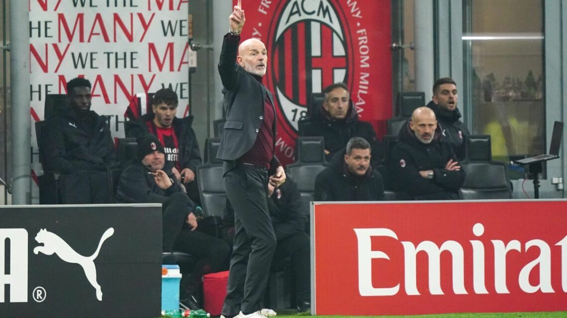 Pioli “Non mi sento solo, presto finirà l’emergenza infortuni” Pioli “Non mi sento solo, presto finirà l’emergenza infortuni”