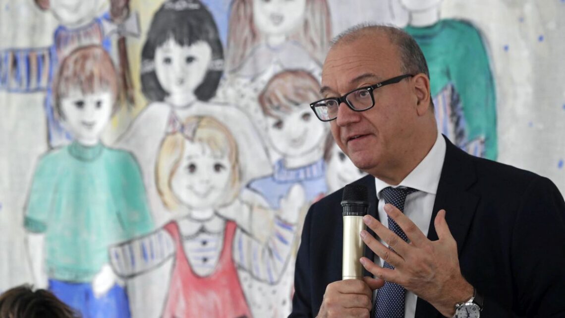 Valditara “Progetto contro la violenza sulle donne avanti senza garanti” Valditara “Progetto contro la violenza sulle donne avanti senza garanti”