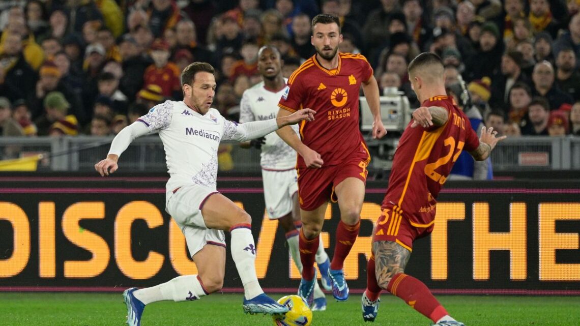 Roma-Fiorentina 1-1, Martinez Quarta risponde a Lukaku Roma-Fiorentina 1-1, Martinez Quarta risponde a Lukaku