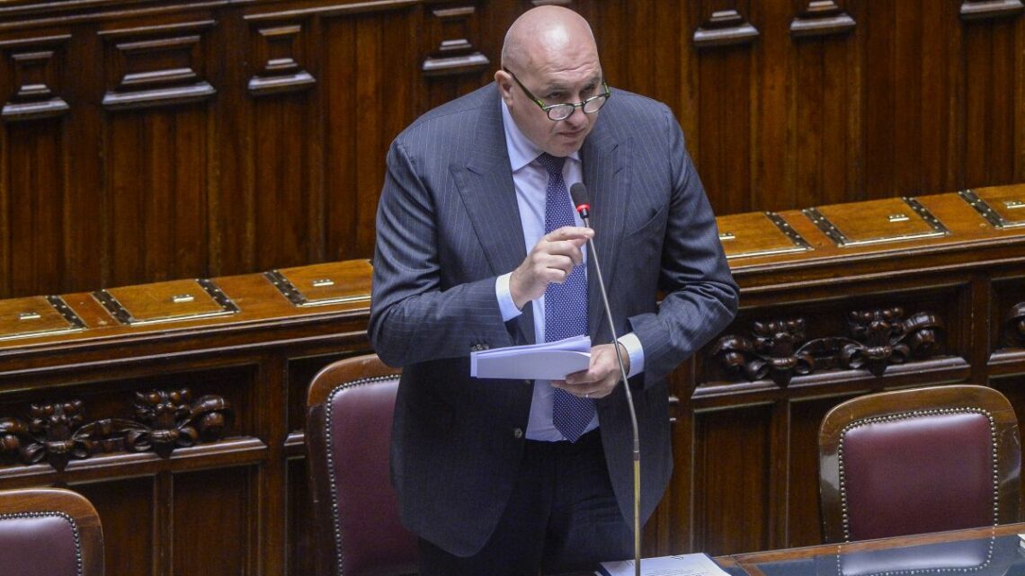 Crosetto “No attacco a magistratura, preoccupato per alcune tendenze” Crosetto “No attacco a magistratura, preoccupato per alcune tendenze”