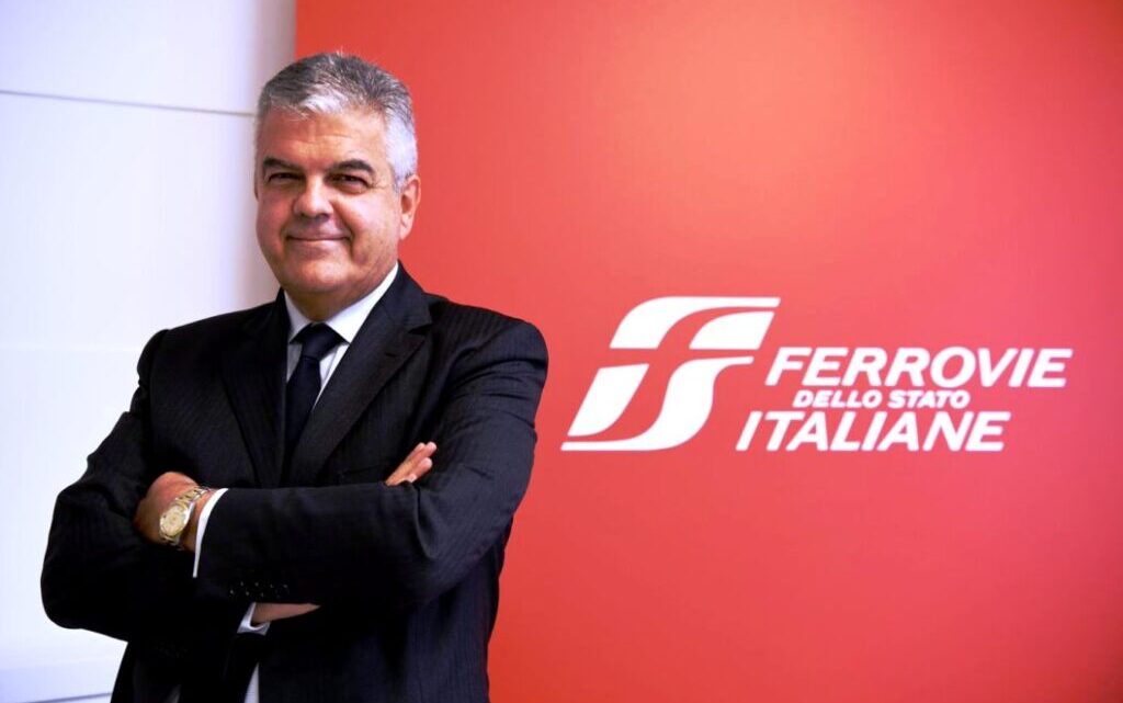 Luigi Ferraris, AD del gruppo ferrovie dello Stato italiane, nuovo presidente dell’UIC, l’associazione mondiale che rappresenta il settore ferroviario Luigi Ferraris, AD del gruppo ferrovie dello Stato italiane, nuovo presidente dell’UIC, l’associazione mondiale che rappresenta il settore ferroviario