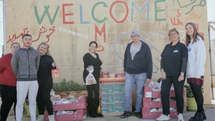Malta, in occasione del Natale MOAS dona 285 panettoni ai residenti dei centri di accoglienza