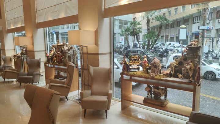 Christmas in the Air: il presepe diffuso di Marco Ferrigno al Renaissance Naples Hotel Mediterraneo