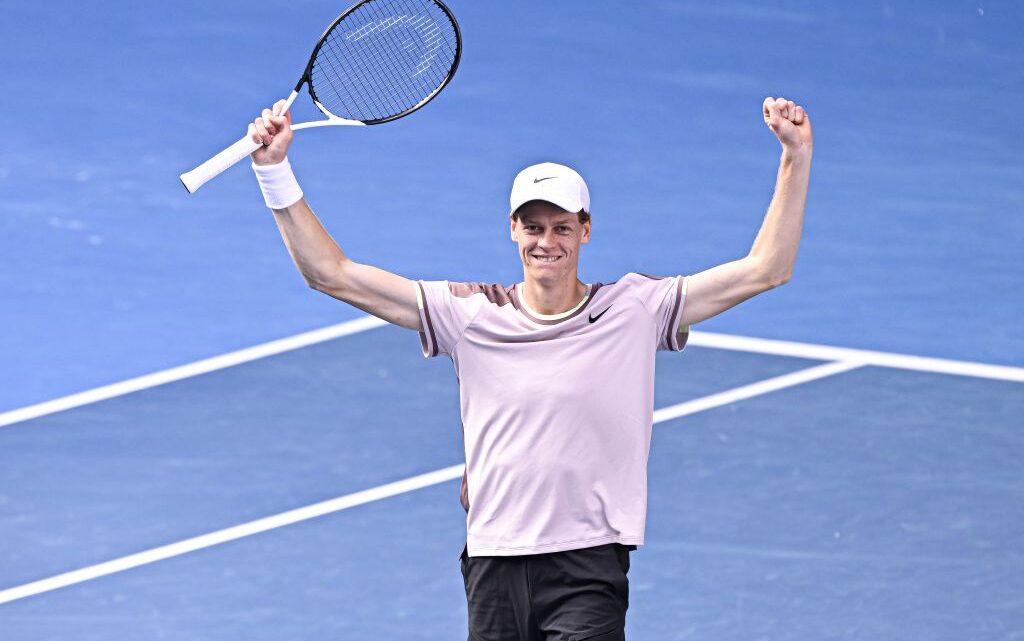 Sinner vince gli Australian Open, battuto Medvedev in finale Sinner vince gli Australian Open, battuto Medvedev in finale