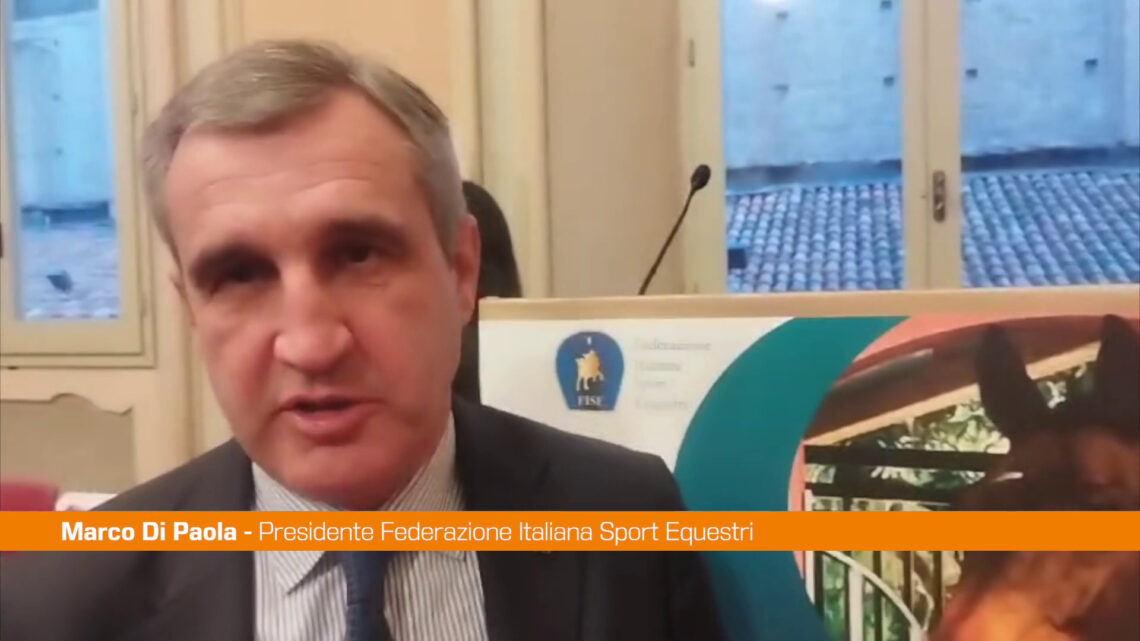 Equitazione, Di Paola “Cavallo atleta apripista di novità normative” Equitazione, Di Paola “Cavallo atleta apripista di novità normative”
