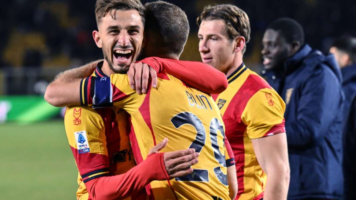 Lecce vince in rimonta, Fiorentina battuta 3-2