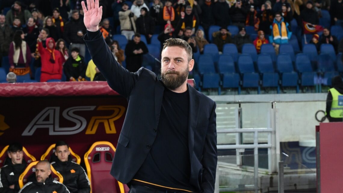 De Rossi “Dybala talento, in campo faccia ciò che vuole” De Rossi “Dybala talento, in campo faccia ciò che vuole”