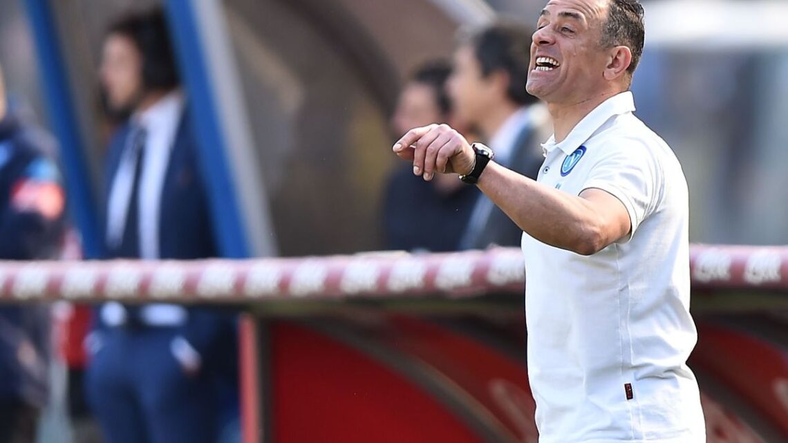 Calzona al debutto col Barça “Niente paura, il Napoli è forte” Calzona al debutto col Barça “Niente paura, il Napoli è forte”