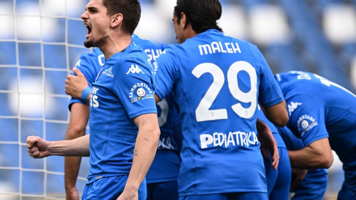 Colpo Empoli, Bastoni gela il Sassuolo nel recupero Colpo Empoli, Bastoni gela il Sassuolo nel recupero