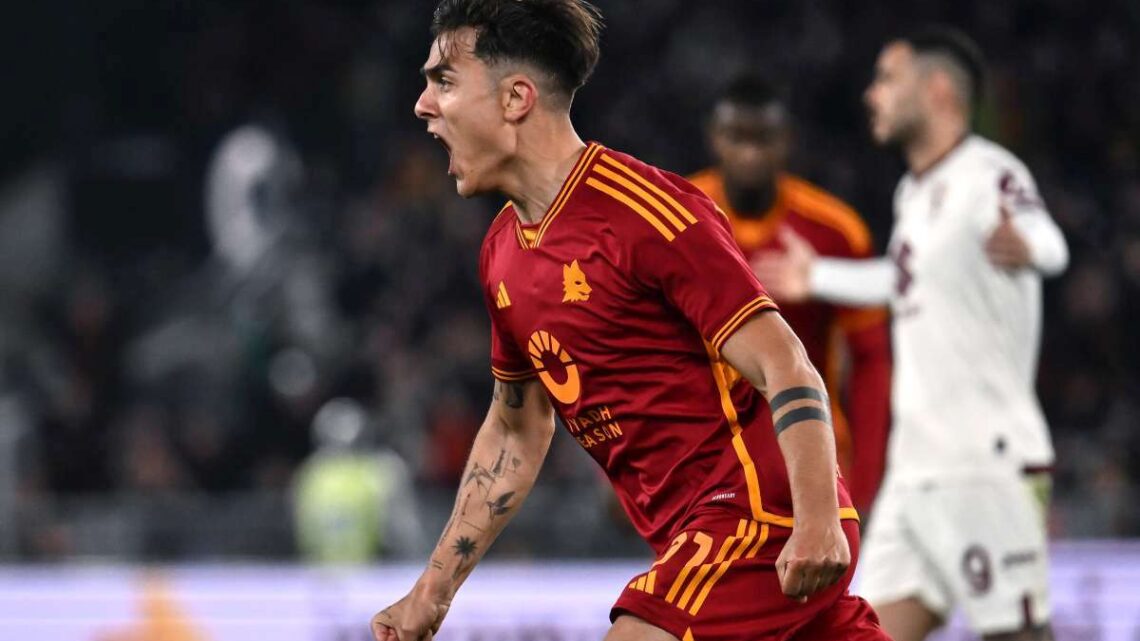Dybala cala il tris, Roma batte Torino 3-2 Dybala cala il tris, Roma batte Torino 3-2