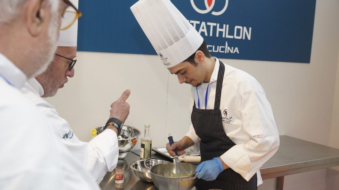 Tirreno C.T. e Balnearia al via a CarraraFiere. Torna il Pentathlon della cucina Tirreno C.T. e Balnearia al via a CarraraFiere. Torna il Pentathlon della cucina