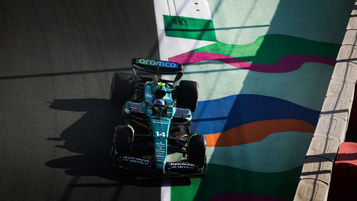 Alonso davanti a tutti nel giovedì di libere a Jeddah Alonso davanti a tutti nel giovedì di libere a Jeddah