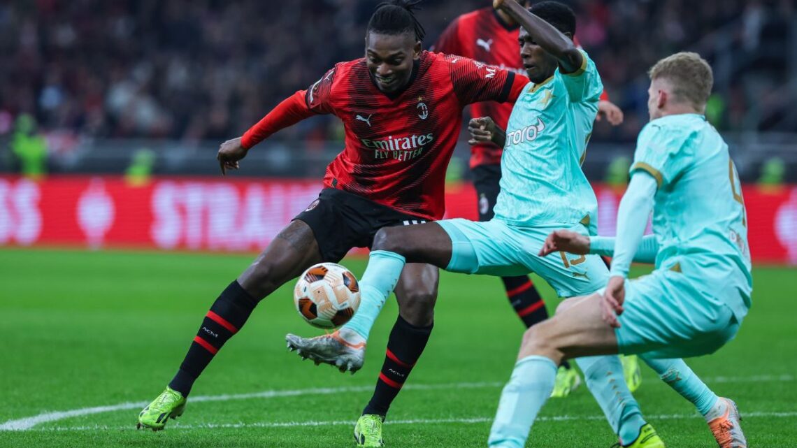 Il Milan fatica ma batte 4-2 lo Slavia Praga Il Milan fatica ma batte 4-2 lo Slavia Praga