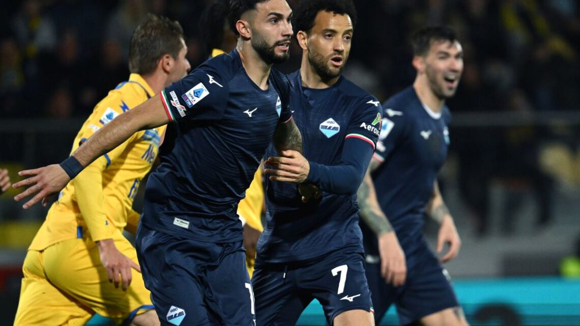 La Lazio passa 3-2 a Frosinone, doppietta di Castellanos La Lazio passa 3-2 a Frosinone, doppietta di Castellanos