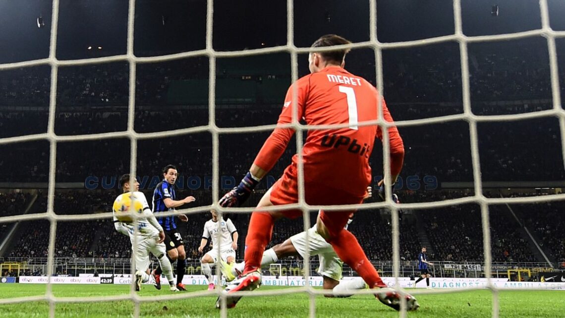 Juan Jesus risponde a Darmian, Inter-Napoli finisce 1-1 Juan Jesus risponde a Darmian, Inter-Napoli finisce 1-1