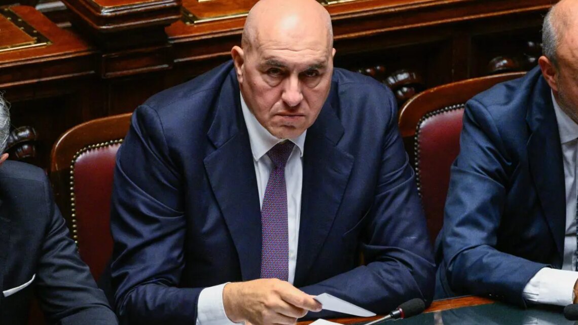 Crosetto “Nel 2023 autorizzate esportazioni per 417 milioni all’Ucraina” Crosetto “Nel 2023 autorizzate esportazioni per 417 milioni all’Ucraina”