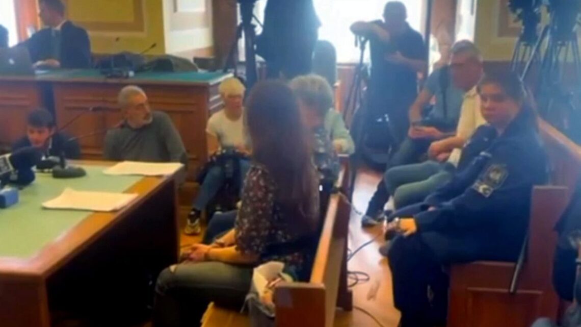 Ilaria Salis, respinti i domiciliari Ilaria Salis, respinti i domiciliari